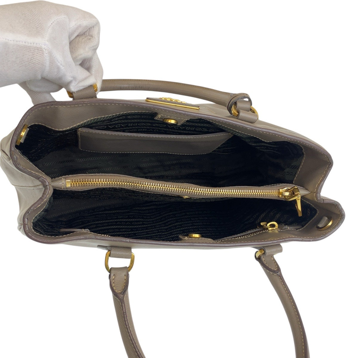 PRADA Handbag leather Greige Gold Safiano Triangle With logo