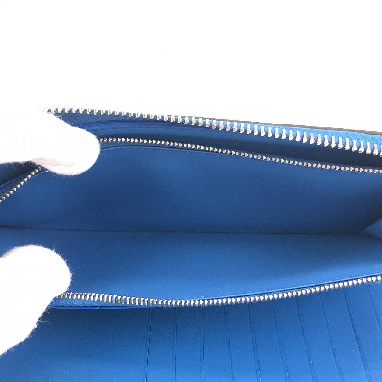 LOUIS VUITTON Long Wallet Purse M58411 leather blue Taurillon Clemence Leather Zippy Wallet Vertical