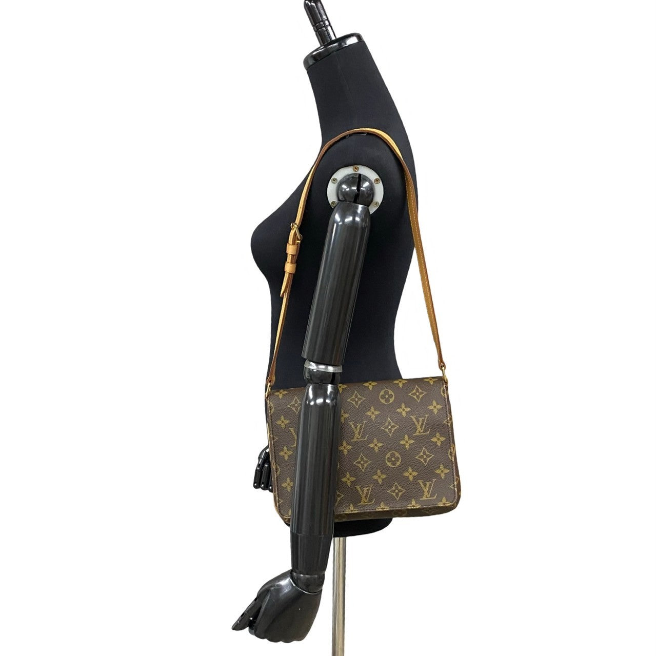 LOUIS VUITTON Shoulder Bag M51257 leather Brown Monogram Musette tango short