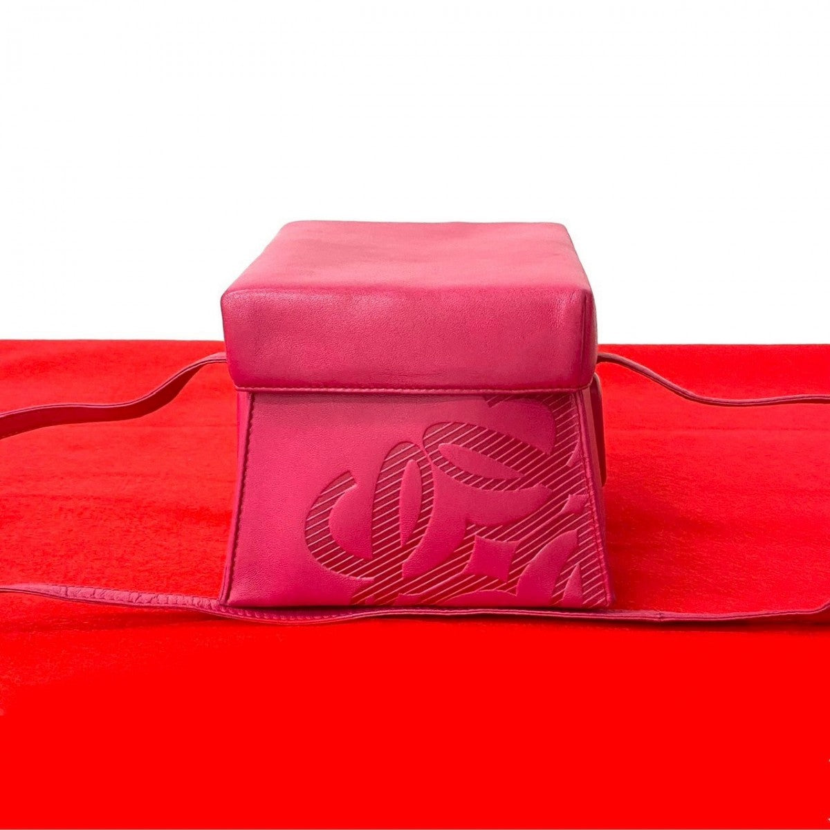 LOEWE Shoulder Bag leather pink Anagram logo Women Used Authentic