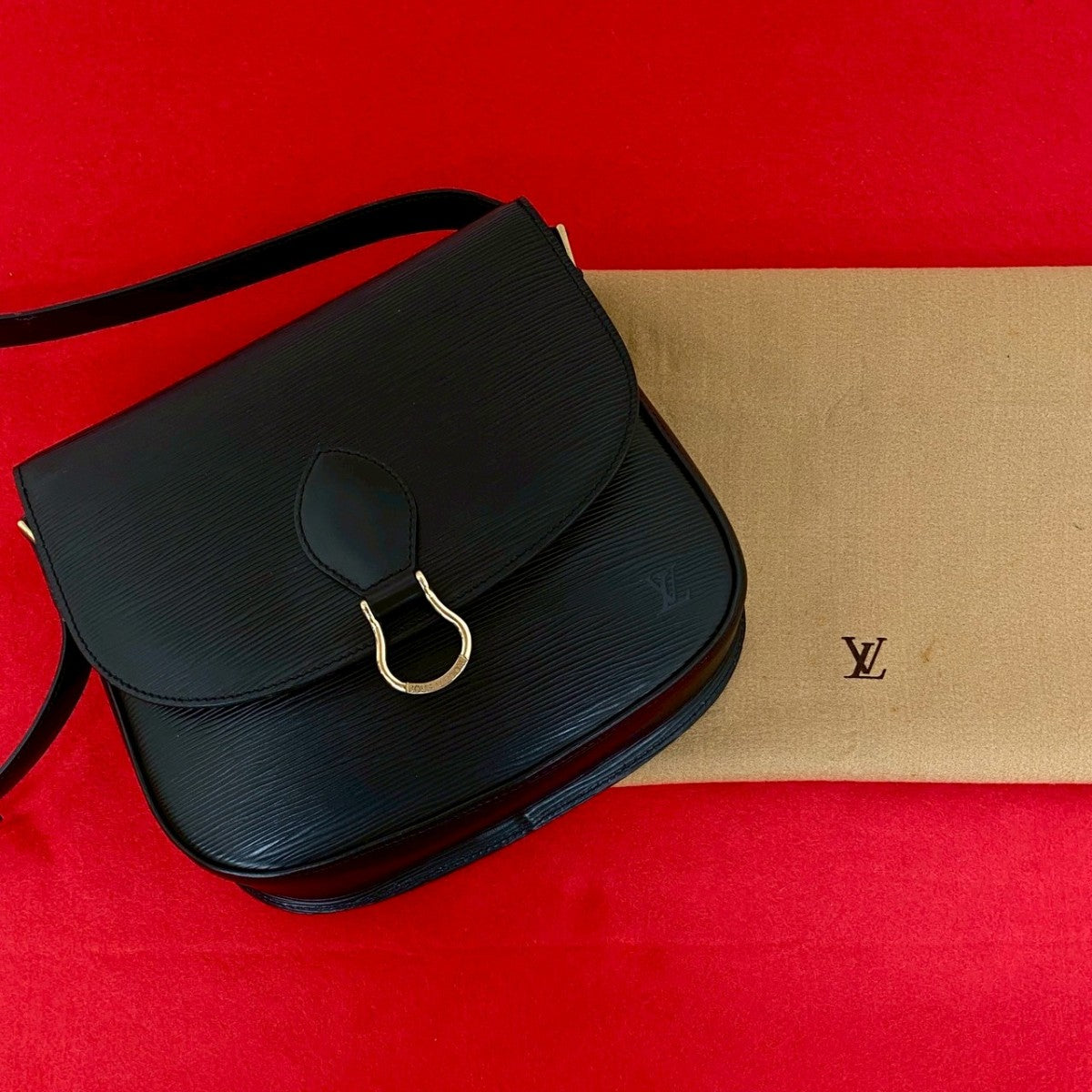 LOUIS VUITTON Shoulder Bag M52192 leather black Epi Saint-Cloud