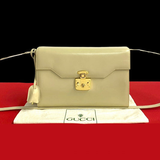 GUCCI Shoulder Bag Calfskin, Leather white Ready lock Women Used Authentic