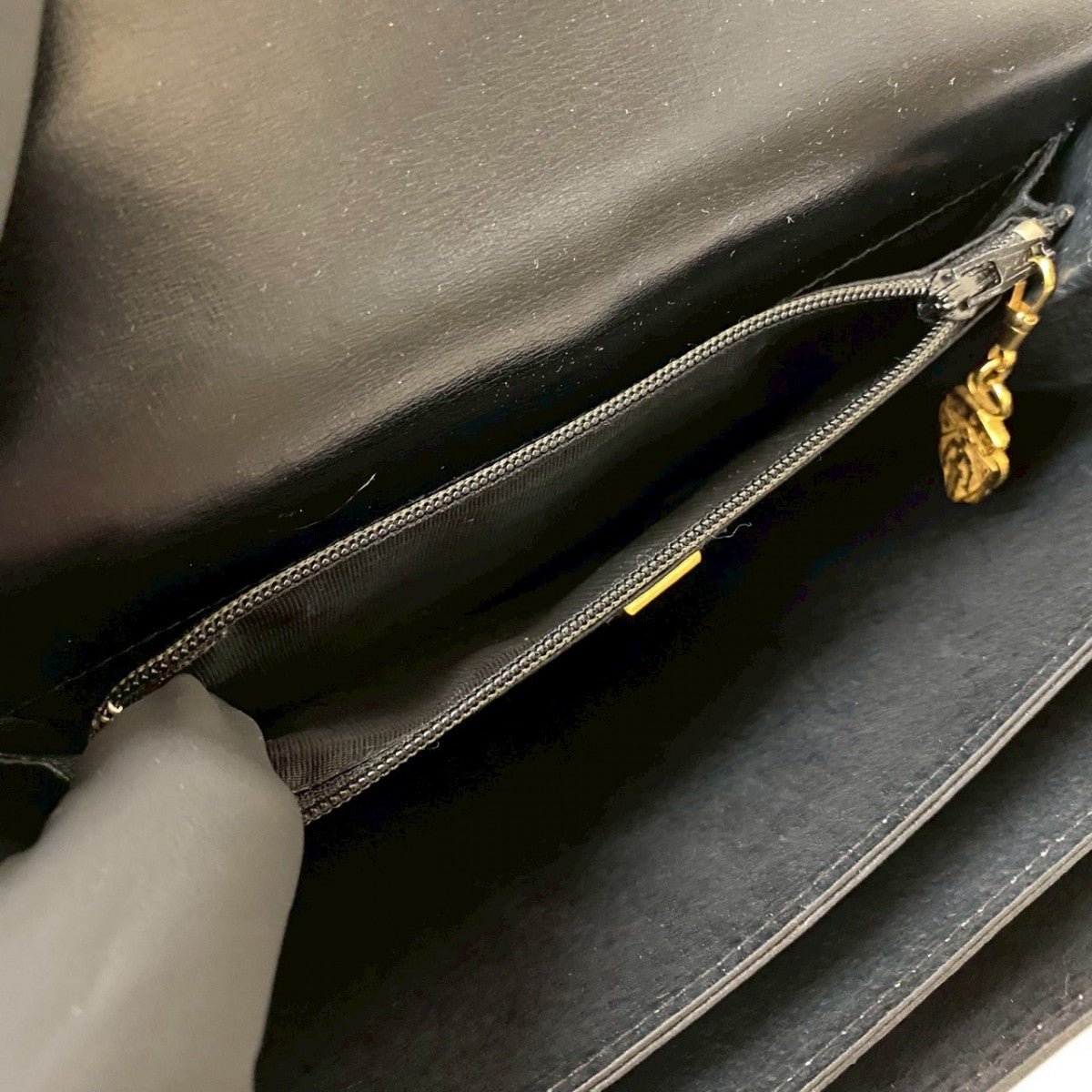 GUCCI Shoulder Bag leather black