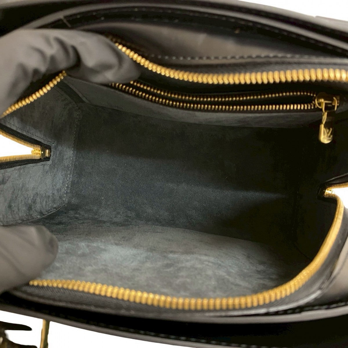 LOUIS VUITTON Handbag Epi Leather black Epi Ponneuf