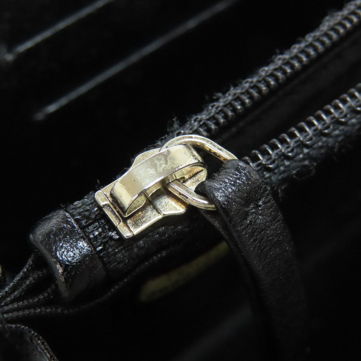 CHANEL Long Wallet Purse Grained Calfskin Skin black Matelasse Gold Metal