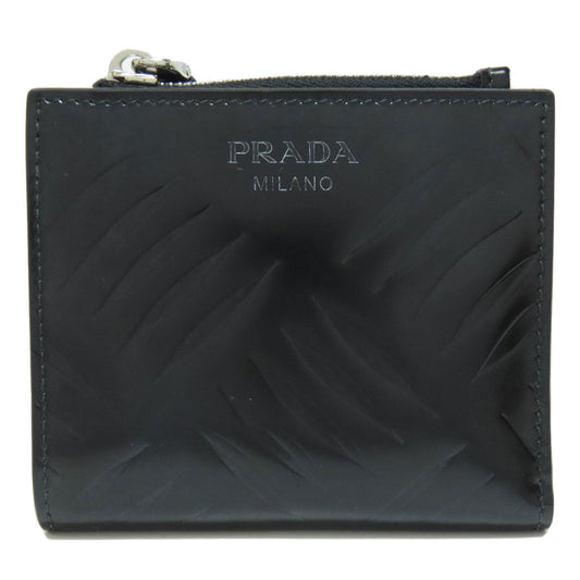 PRADA Bifold Wallet enamel black logo Women(Unisex) Used Authentic