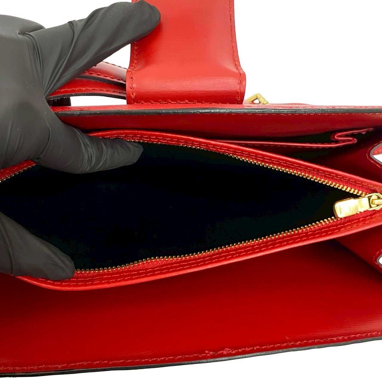 LOUIS VUITTON Shoulder Bag Epi Leather Red Epi Capuchin