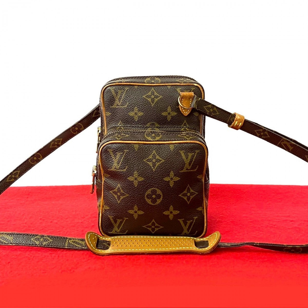 LOUIS VUITTON Shoulder Bag leather Brown Monogram Amazone
