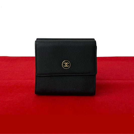 CHANEL Tri-fold wallet leather black