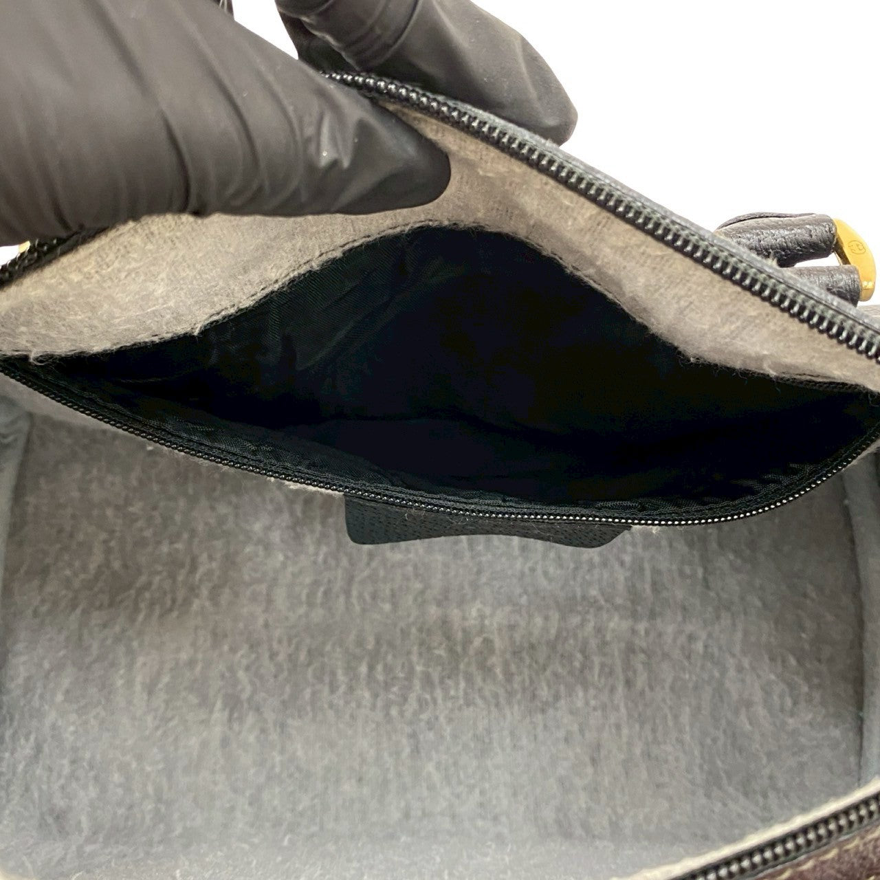 GUCCI Handbag leather black Sherry line