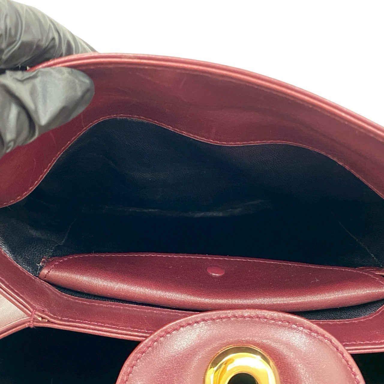 GUCCI Handbag leather wine-red