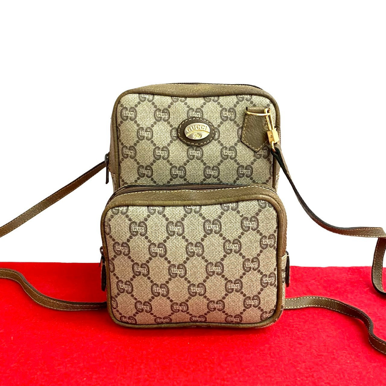 GUCCI Shoulder Bag leather Brown