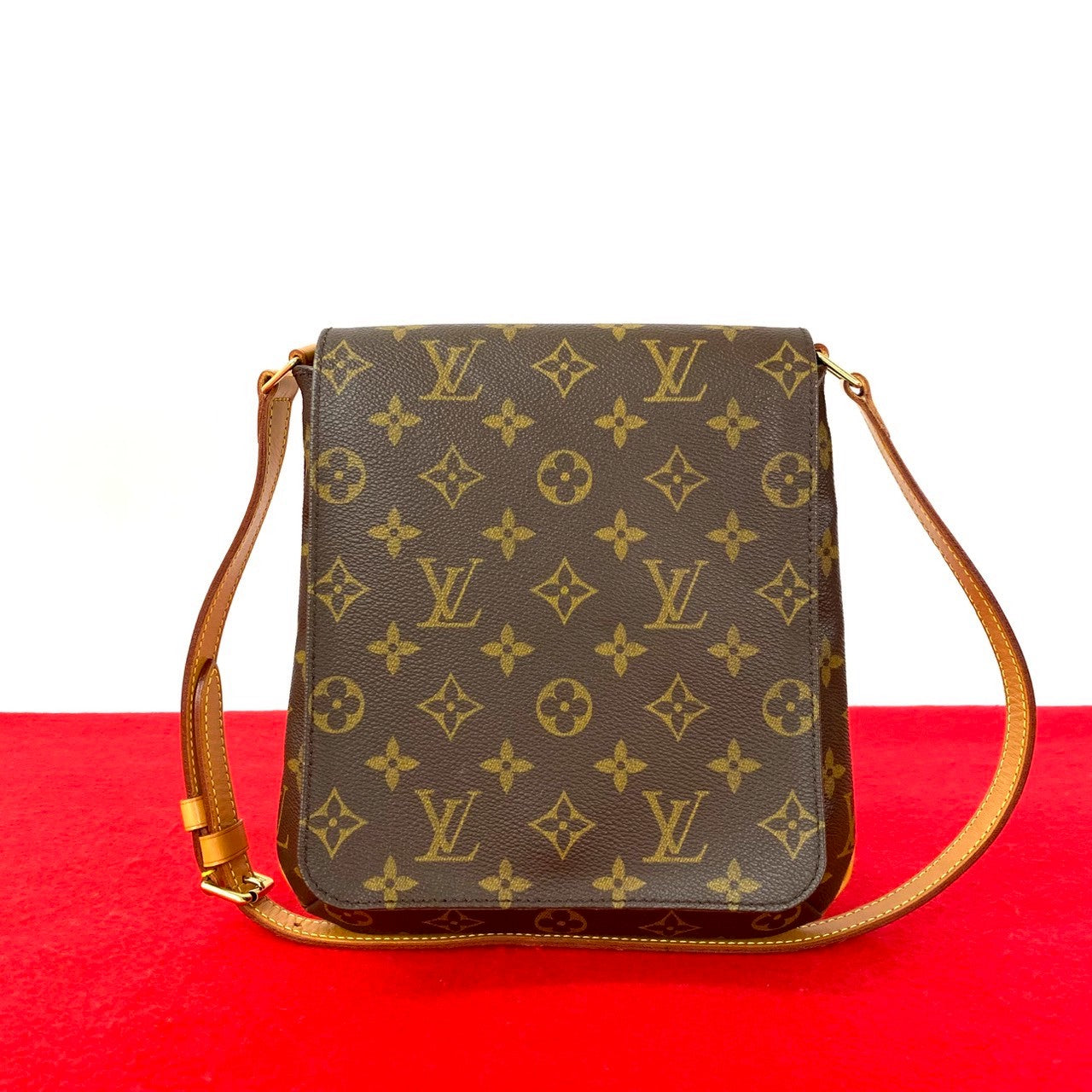 LOUIS VUITTON Shoulder Bag leather Brown Monogram Musette Salsa