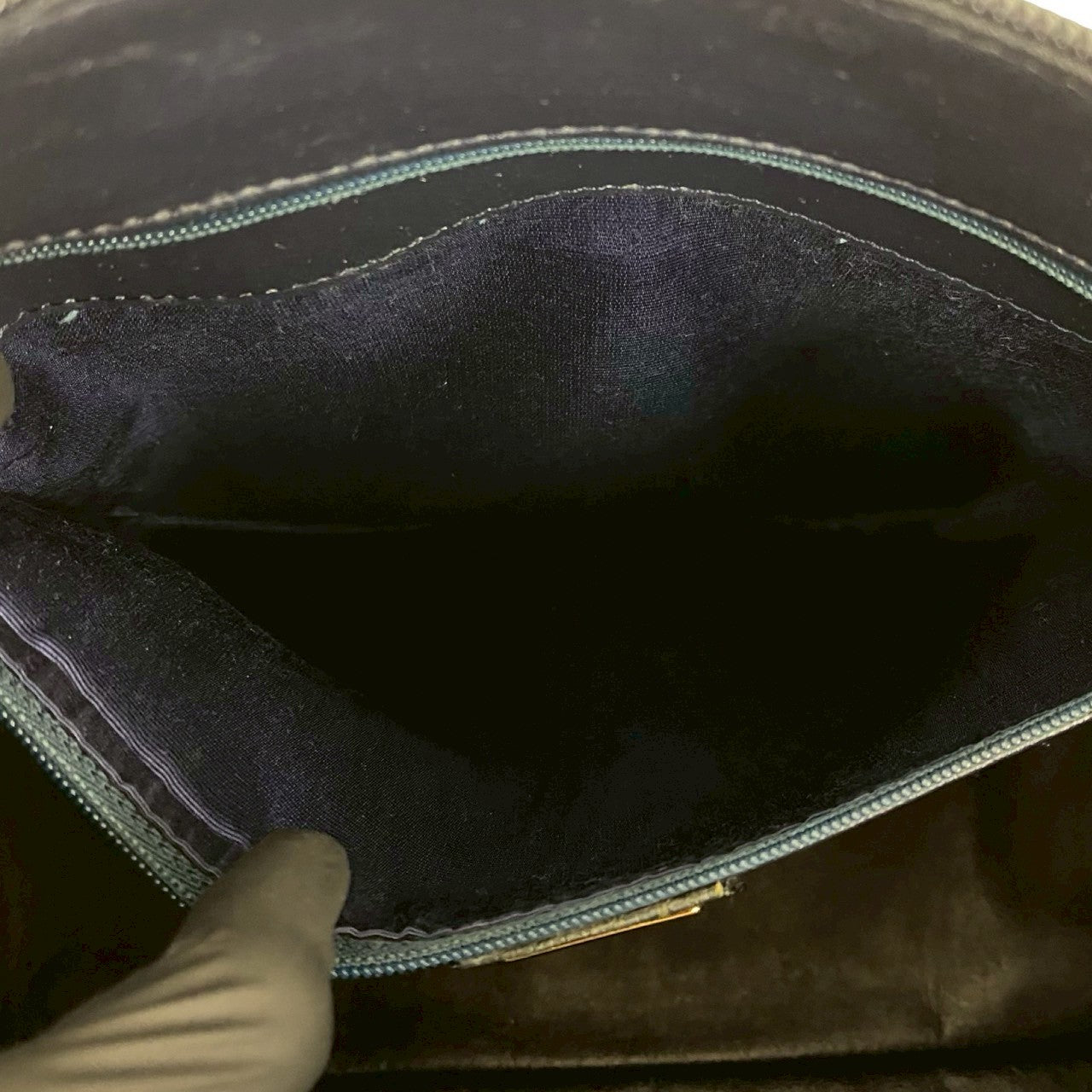 GUCCI Handbag leather Navy