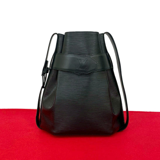LOUIS VUITTON Shoulder Bag Epi Leather black Epi Sac de Paul