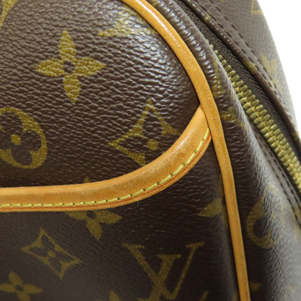 LOUIS VUITTON Handbag M42228 Monogram canvas Brown Trueville