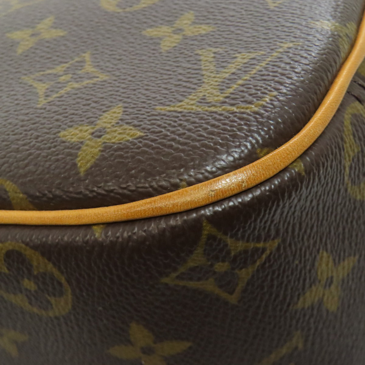 LOUIS VUITTON Handbag M42228 Monogram canvas Brown Trueville