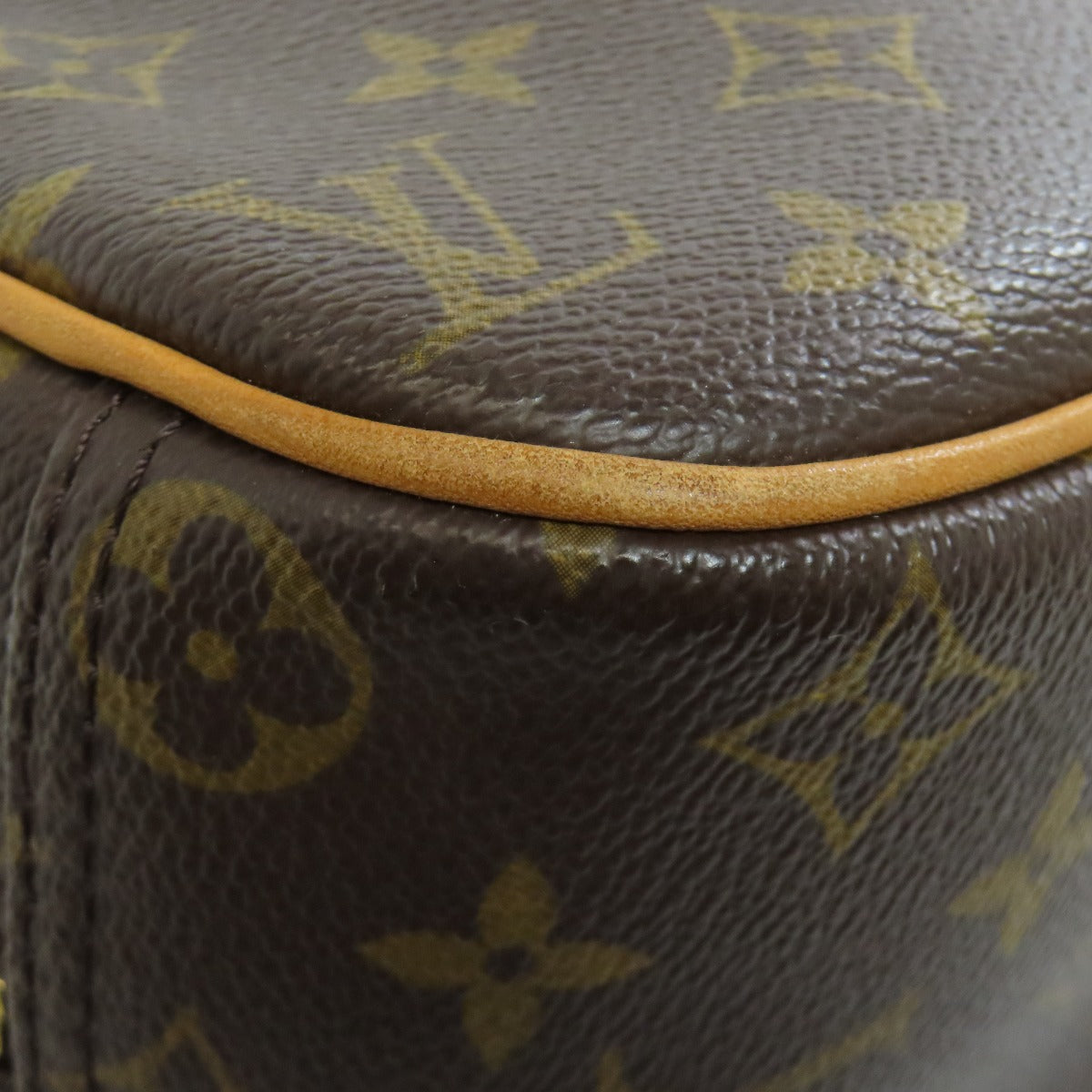 LOUIS VUITTON Handbag M42228 Monogram canvas Brown Trueville