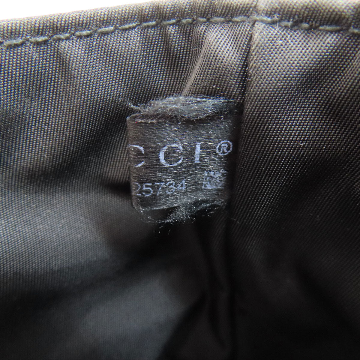 GUCCI Shoulder Bag 643858 Nylon black Off the grid Women Used Authentic