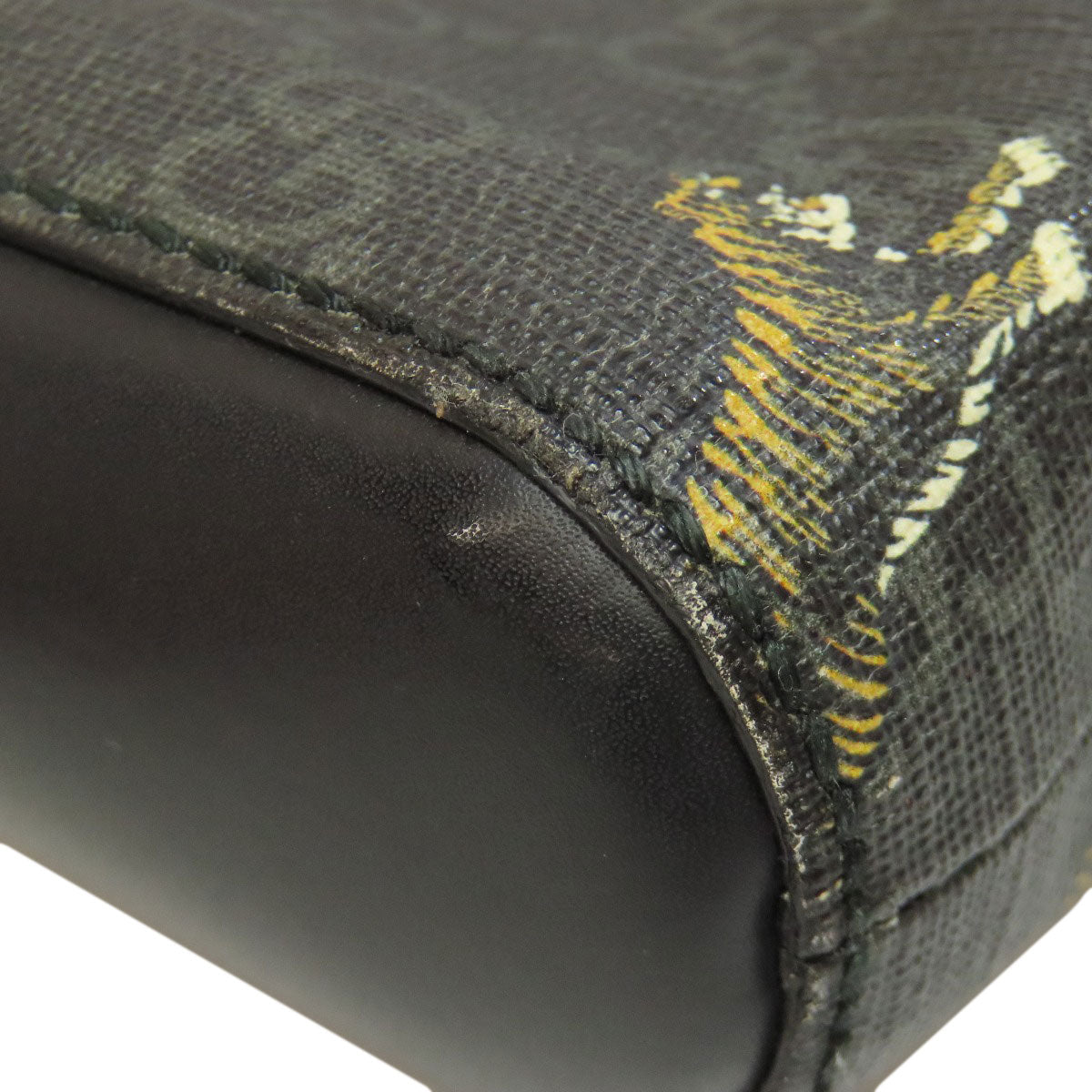 GUCCI Shoulder Bag 474137 PVC black GG Supreme Tiger Print Women Used Authentic