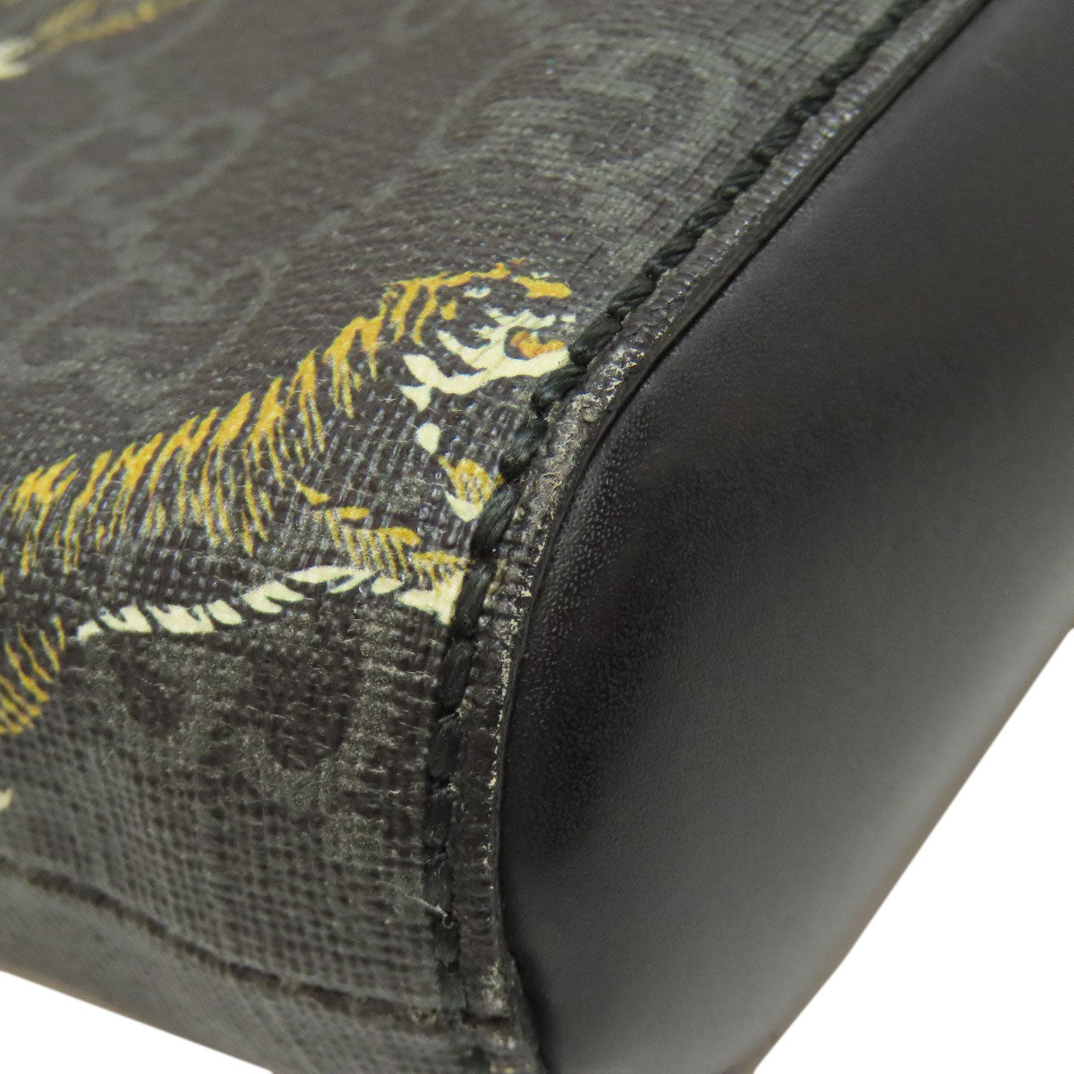 GUCCI Shoulder Bag 474137 PVC black GG Supreme Tiger Print Women Used Authentic