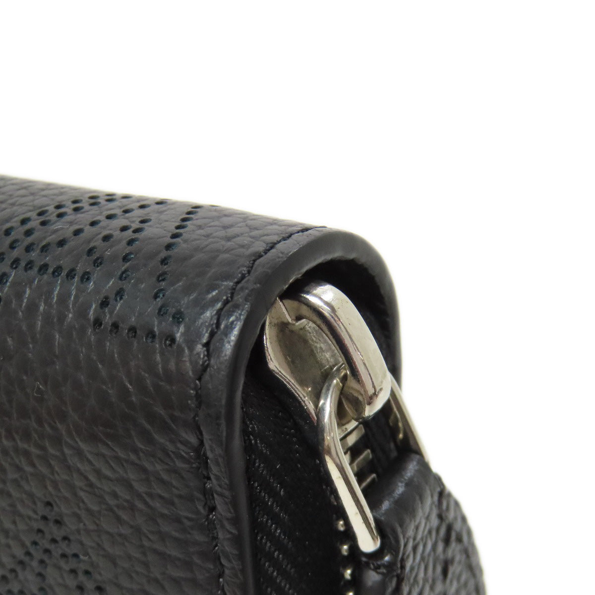 LOUIS VUITTON Long Wallet Purse M61867 Mahina leather black Zippy wallet Women Used Authentic