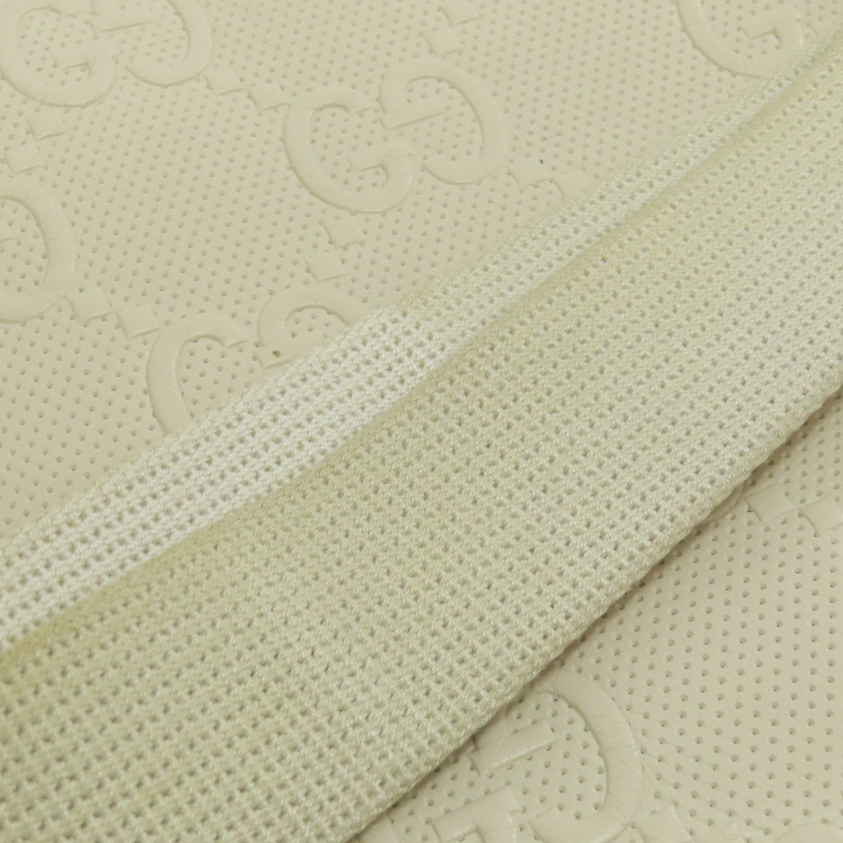 GUCCI Sling bag 645093 Calfskin white GG emboss Women Used Authentic