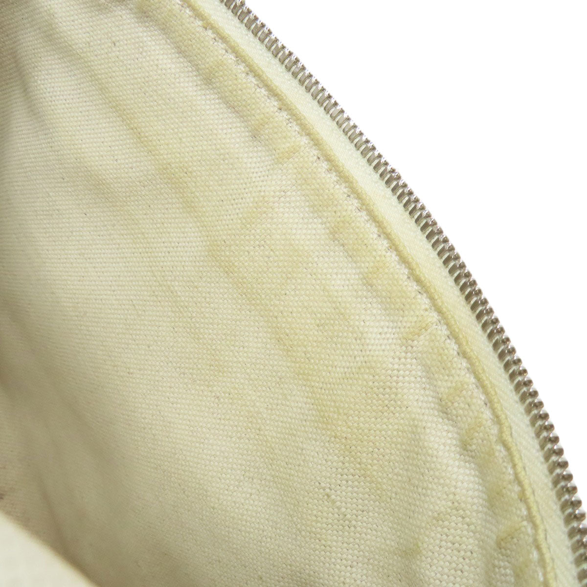 GUCCI Sling bag 645093 Calfskin white GG emboss Women Used Authentic