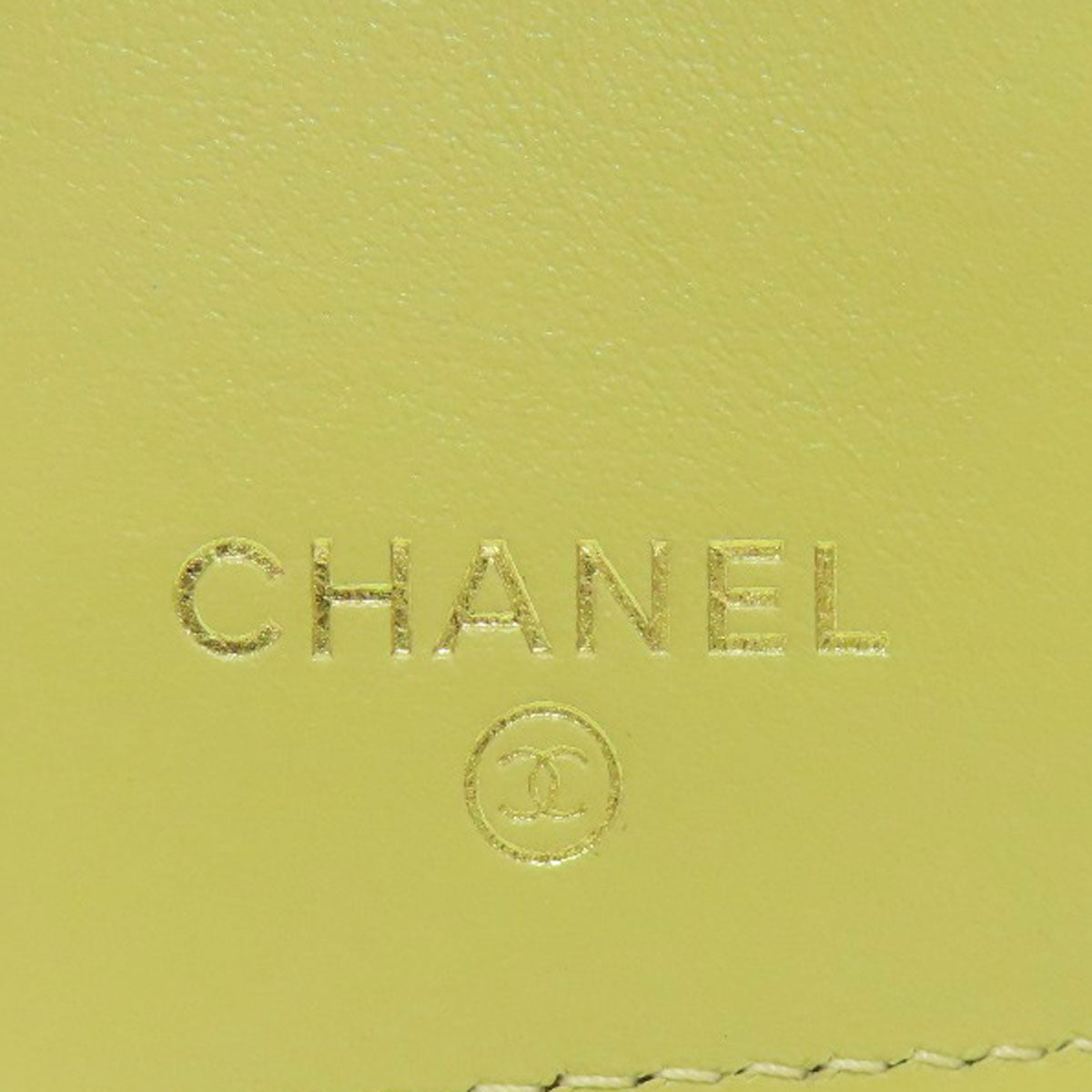 CHANEL Bifold Wallet Grained Calfskin Skin beige Matelasse Gold Metal