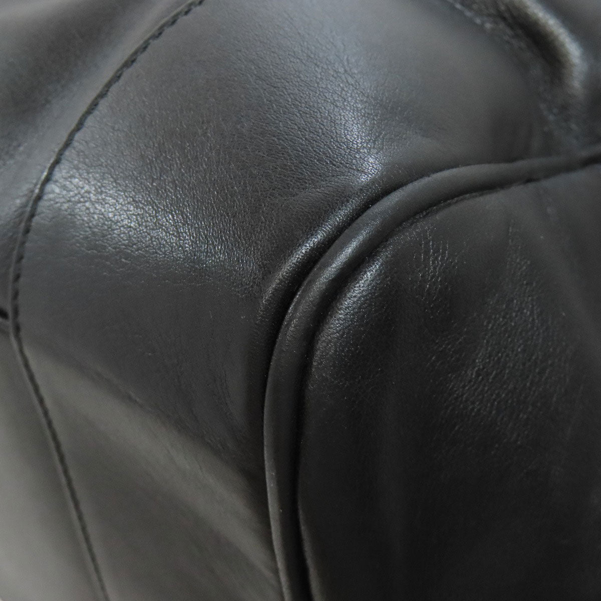 LOEWE Boston Duffel bag leather black Amazonas