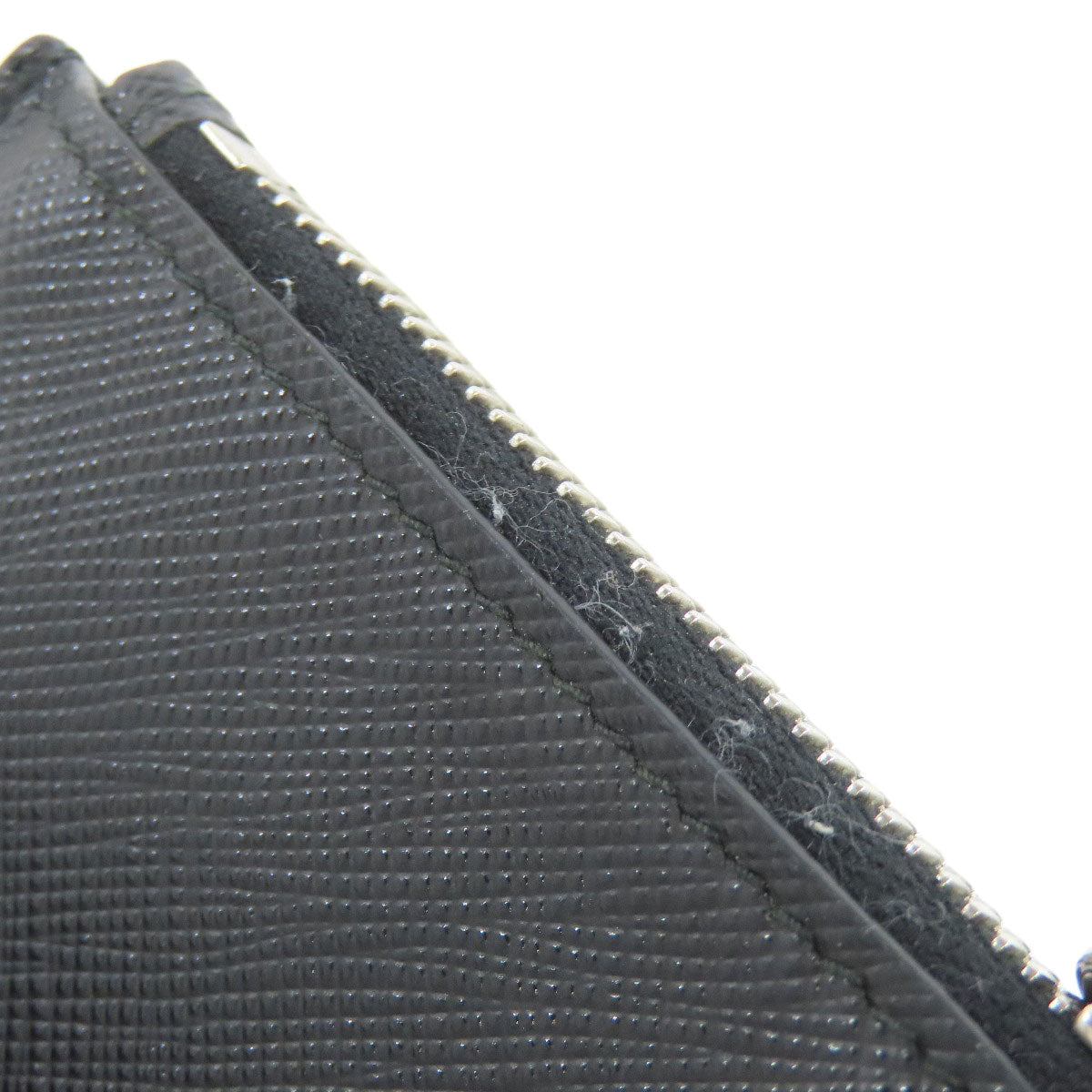 PRADA Bifold Wallet Safiano black logoMetal Women Used Authentic