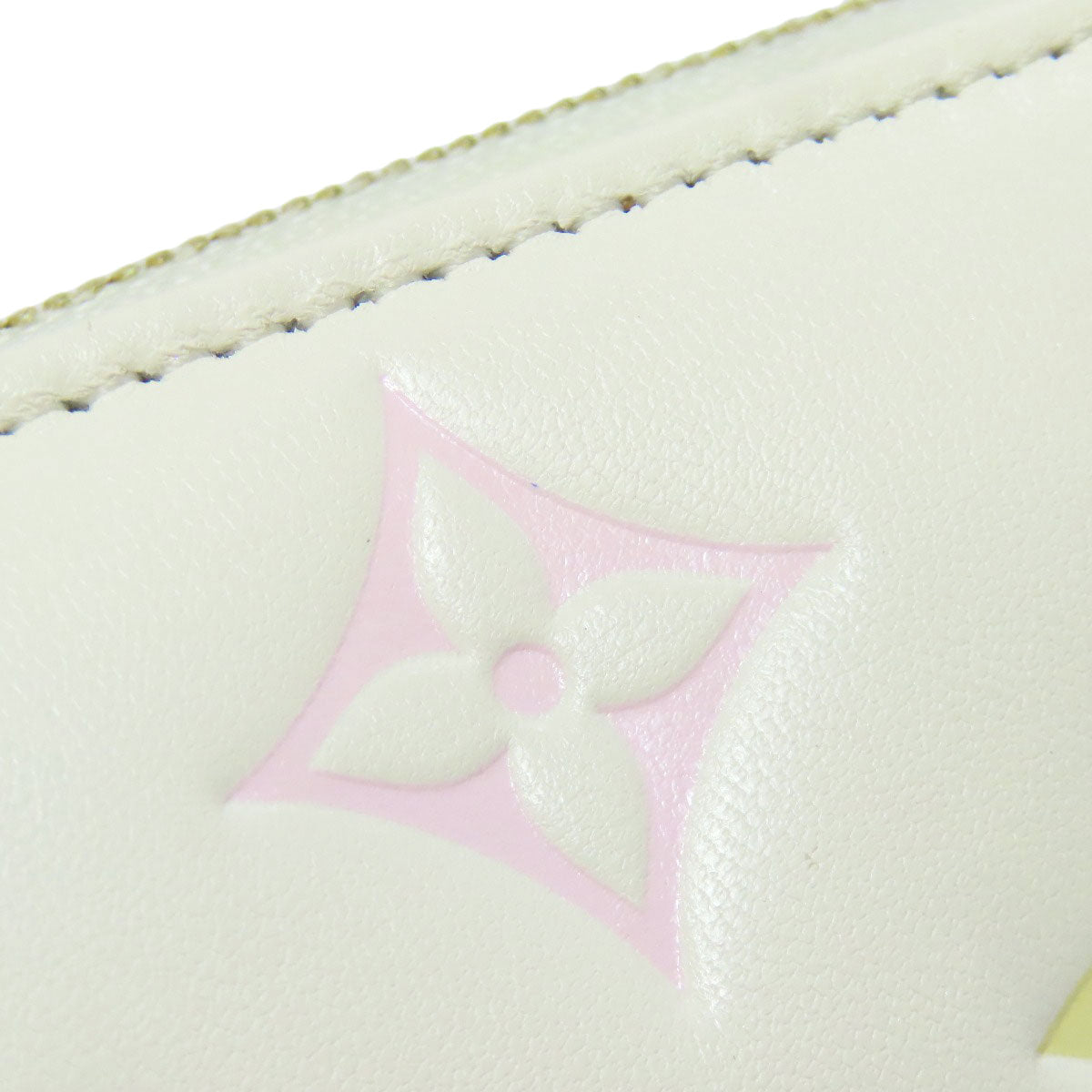 LOUIS VUITTON Bifold Wallet M11909 Calfskin white Portefeuille�ELoup Monogram Flower Women Used Authentic