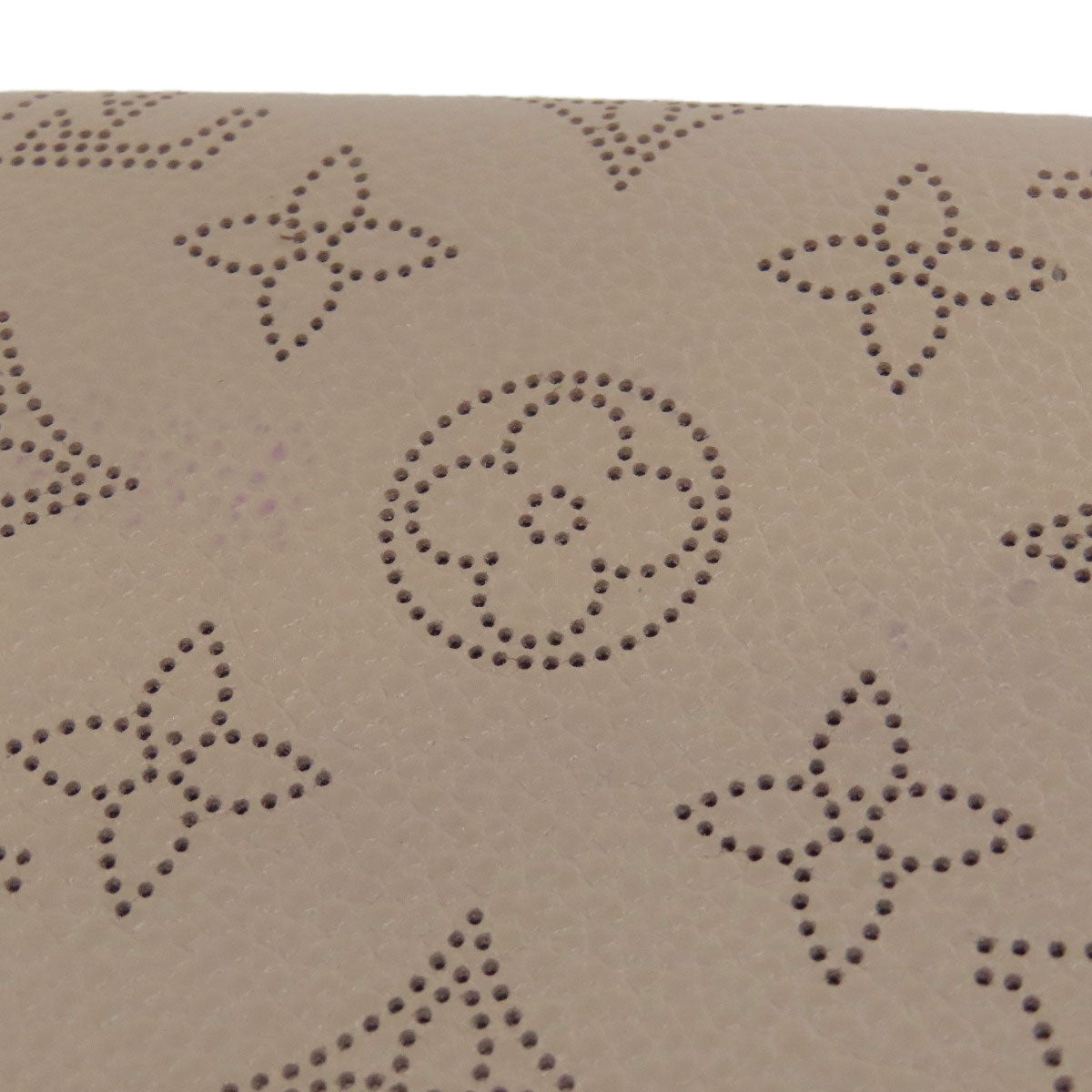 LOUIS VUITTON Bifold Wallet M62542 Monogram Mahina beige Portefeuille Iris Compact Women Used Authentic