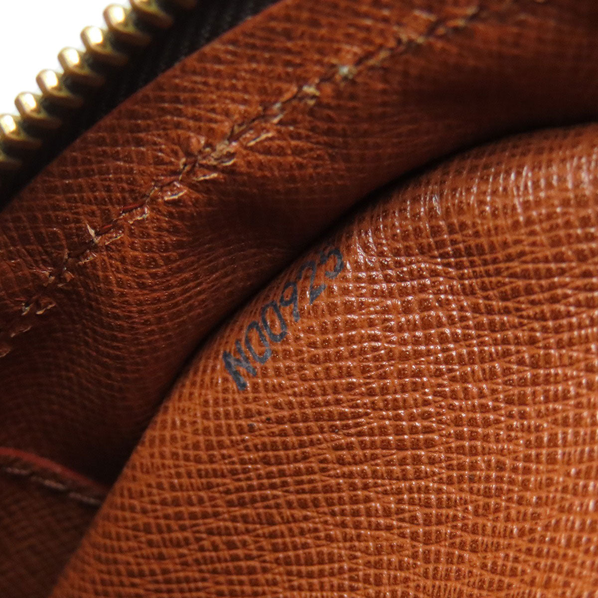 LOUIS VUITTON Shoulder Bag M51221 Monogram canvas Brown Blois