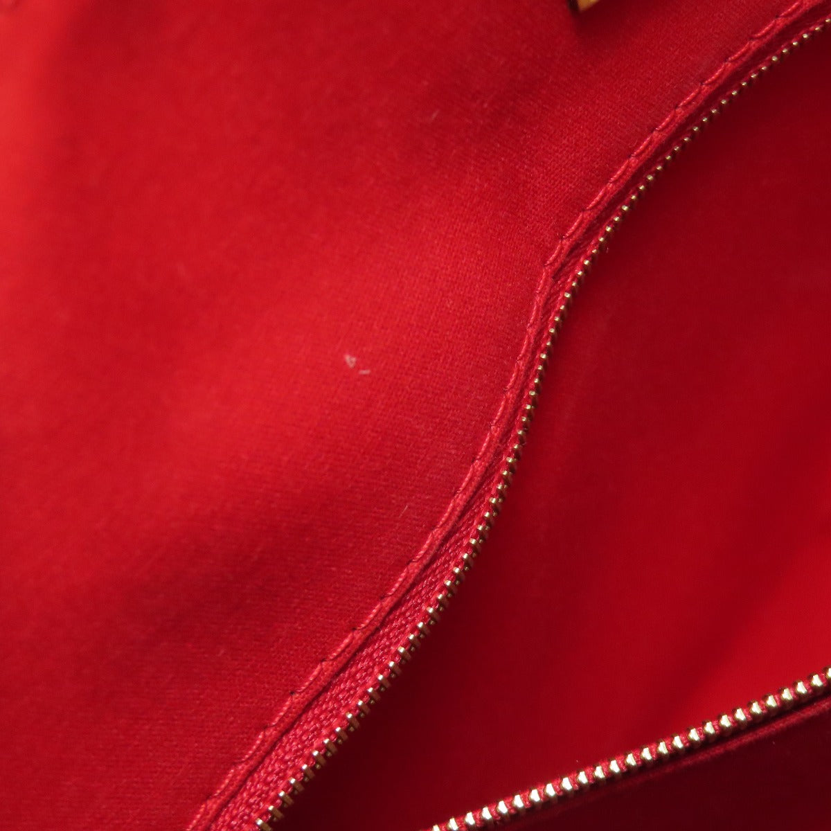 LOUIS VUITTON Handbag M90253 Vernis Red LockitPM