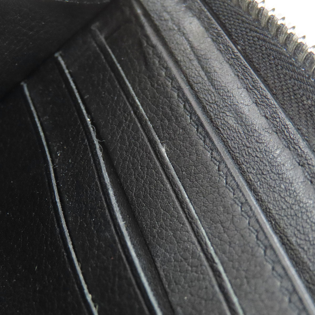 LOUIS VUITTON Long Wallet Purse M61867 Mahina leather black Zippy wallet
