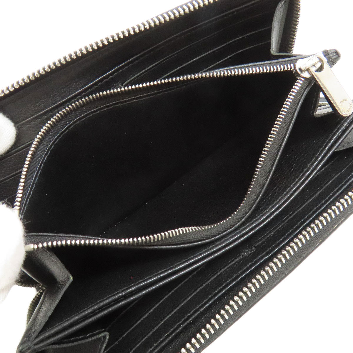 LOUIS VUITTON Long Wallet Purse M61867 Mahina leather black Zippy wallet