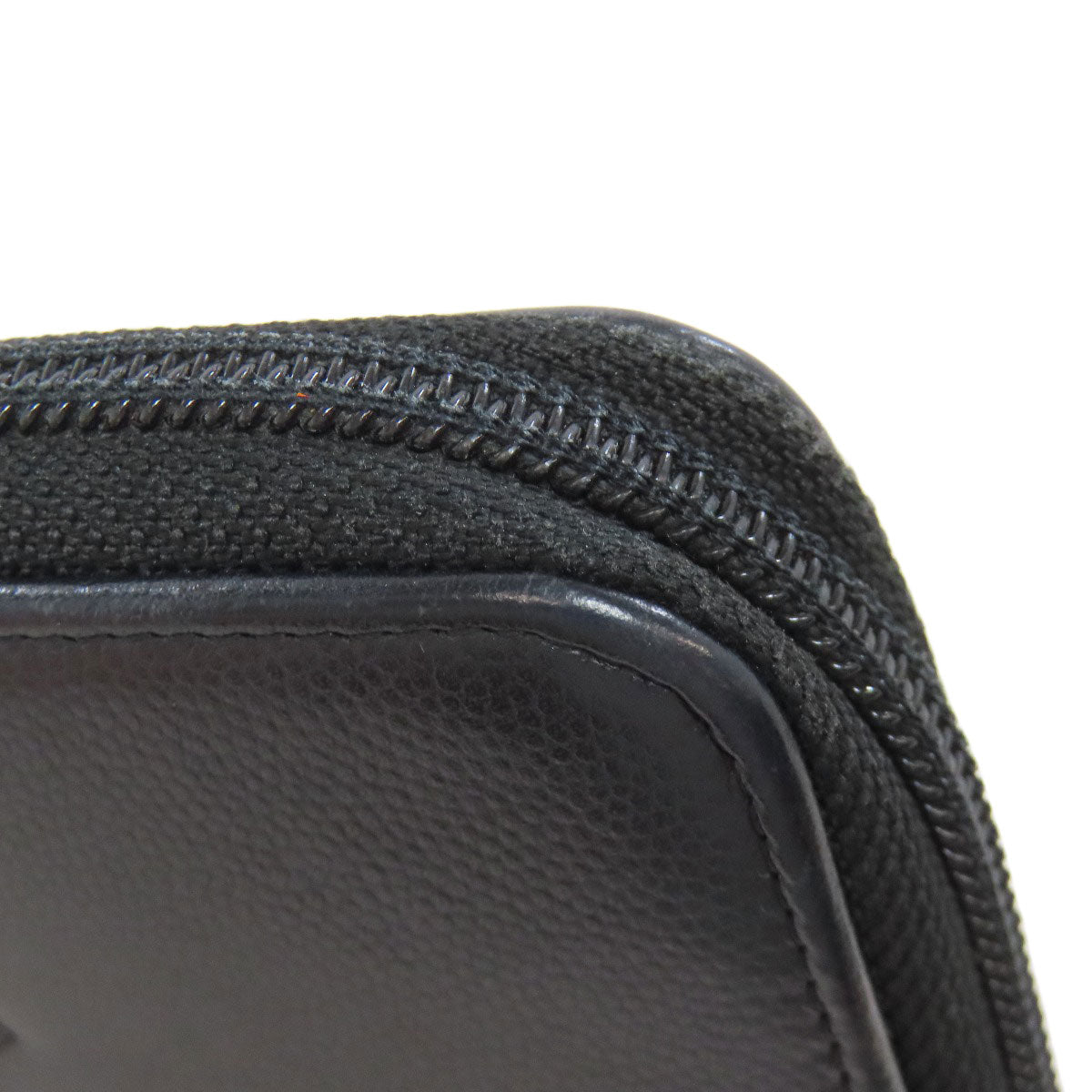 CHANEL Long Wallet Purse Grained Calfskin Skin black Zip Around COCO Mark SilverMetal