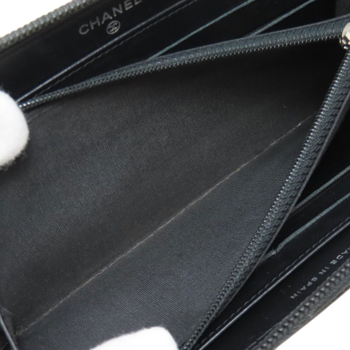 CHANEL Long Wallet Purse Grained Calfskin Skin black Zip Around COCO Mark SilverMetal