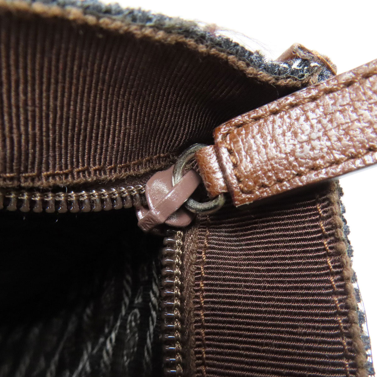 PRADA Tote Bag B11267 knit Brown logoMetal