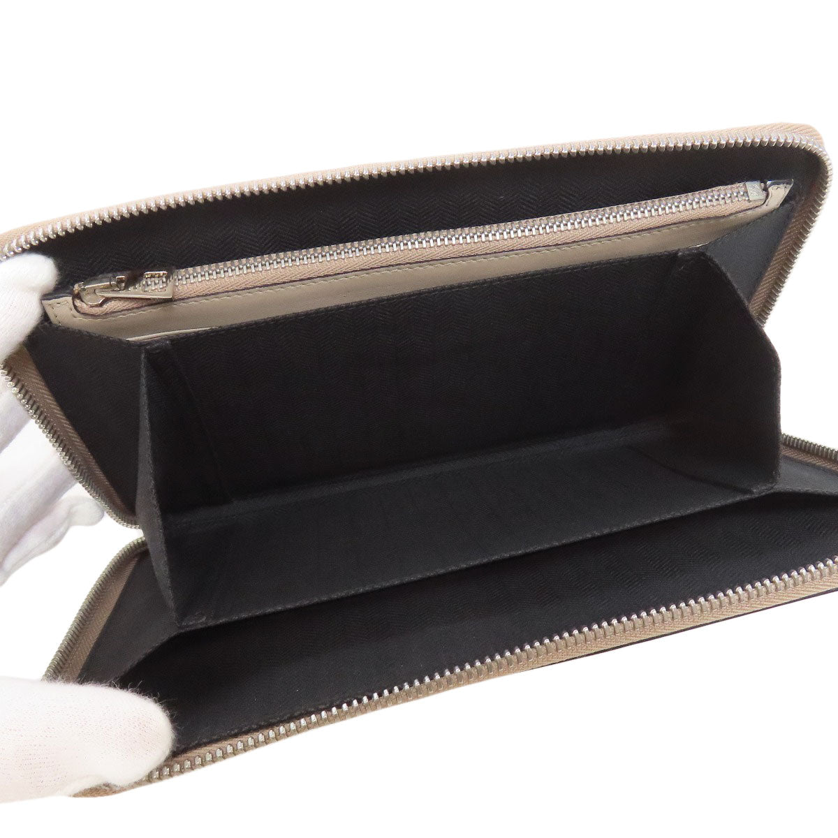 LOEWE Accessory pouch Calfskin gray Anagram Organizer