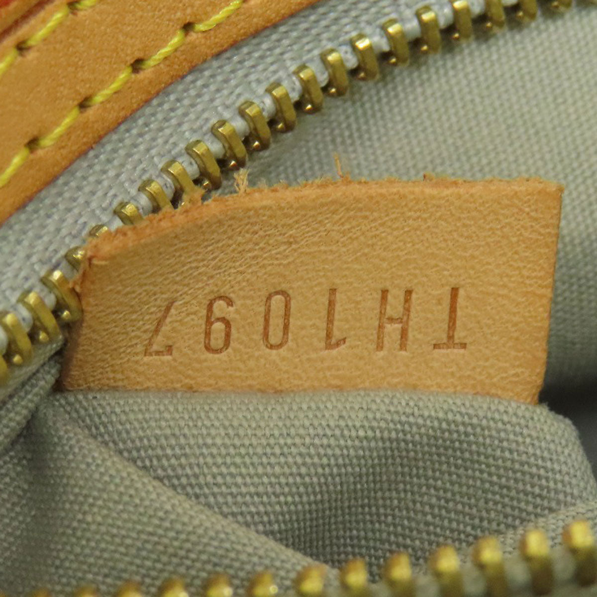 LOUIS VUITTON Handbag M91336 Vernis yellow Lead PM