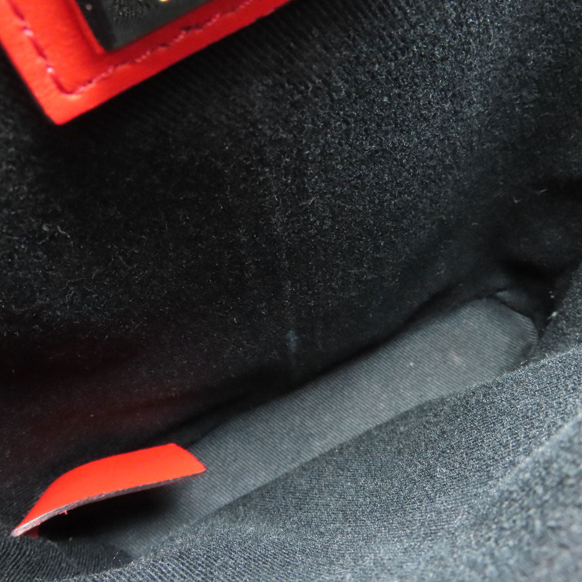 Christian Louboutin Shoulder Bag leather black Bench Reporter Studs