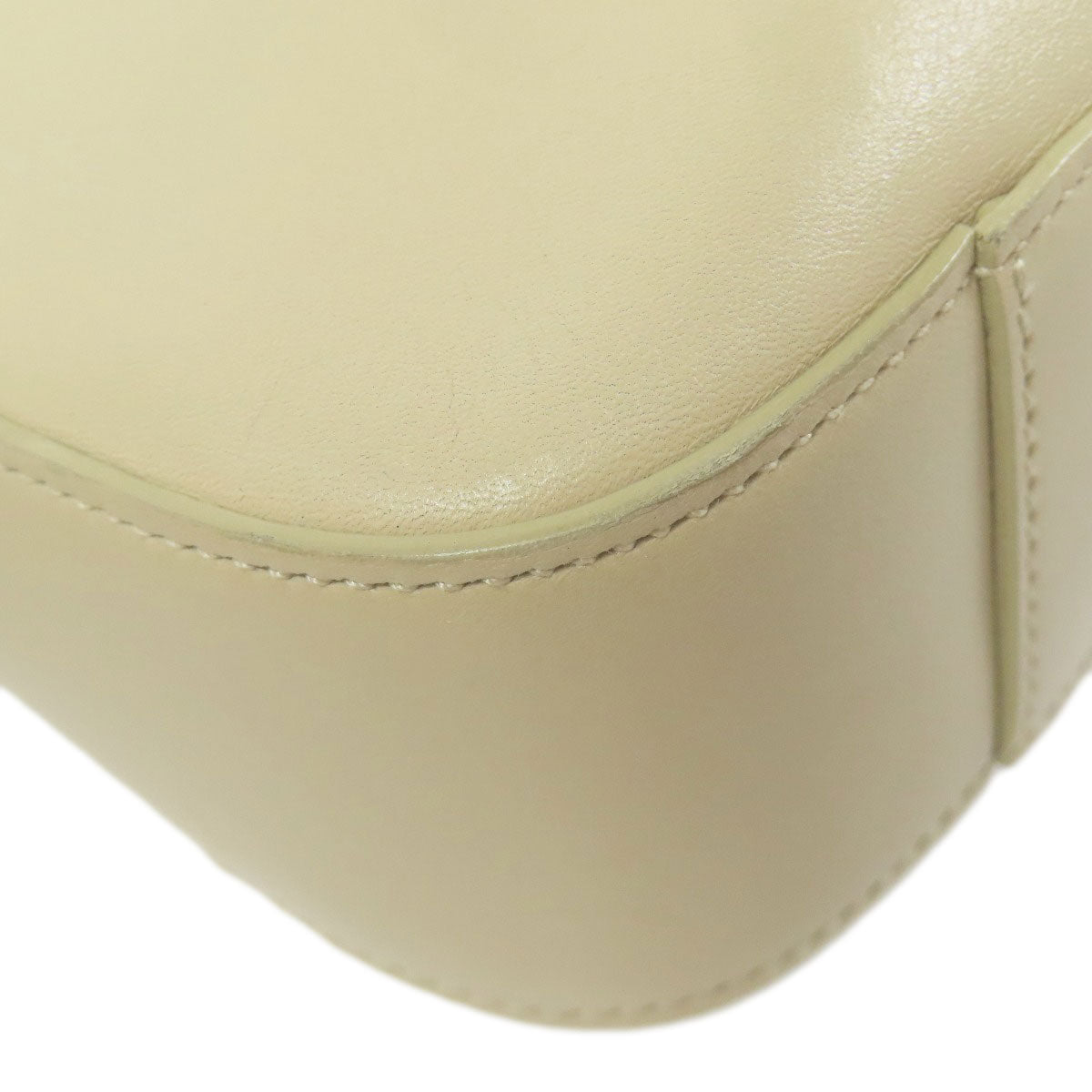 GUCCI Shoulder Bag 001・3312 leather white one belt