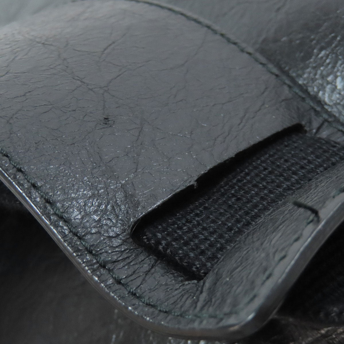 GUCCI Shoulder Bag 574760 leather black Messenger bag with logo