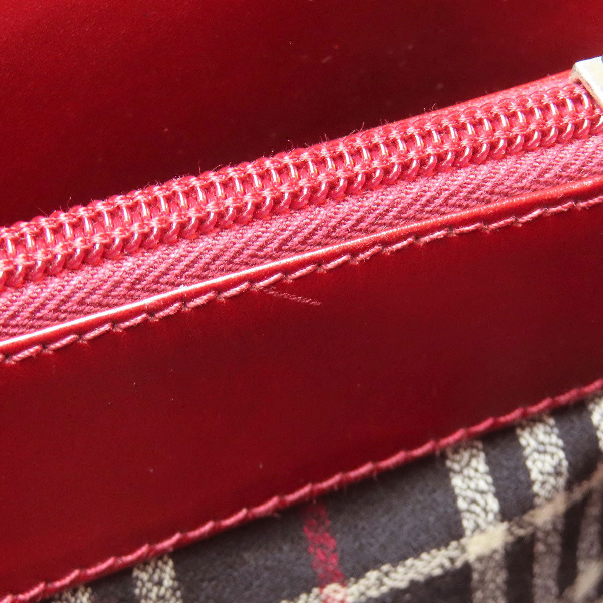 BURBERRY Handbag leather Red logo