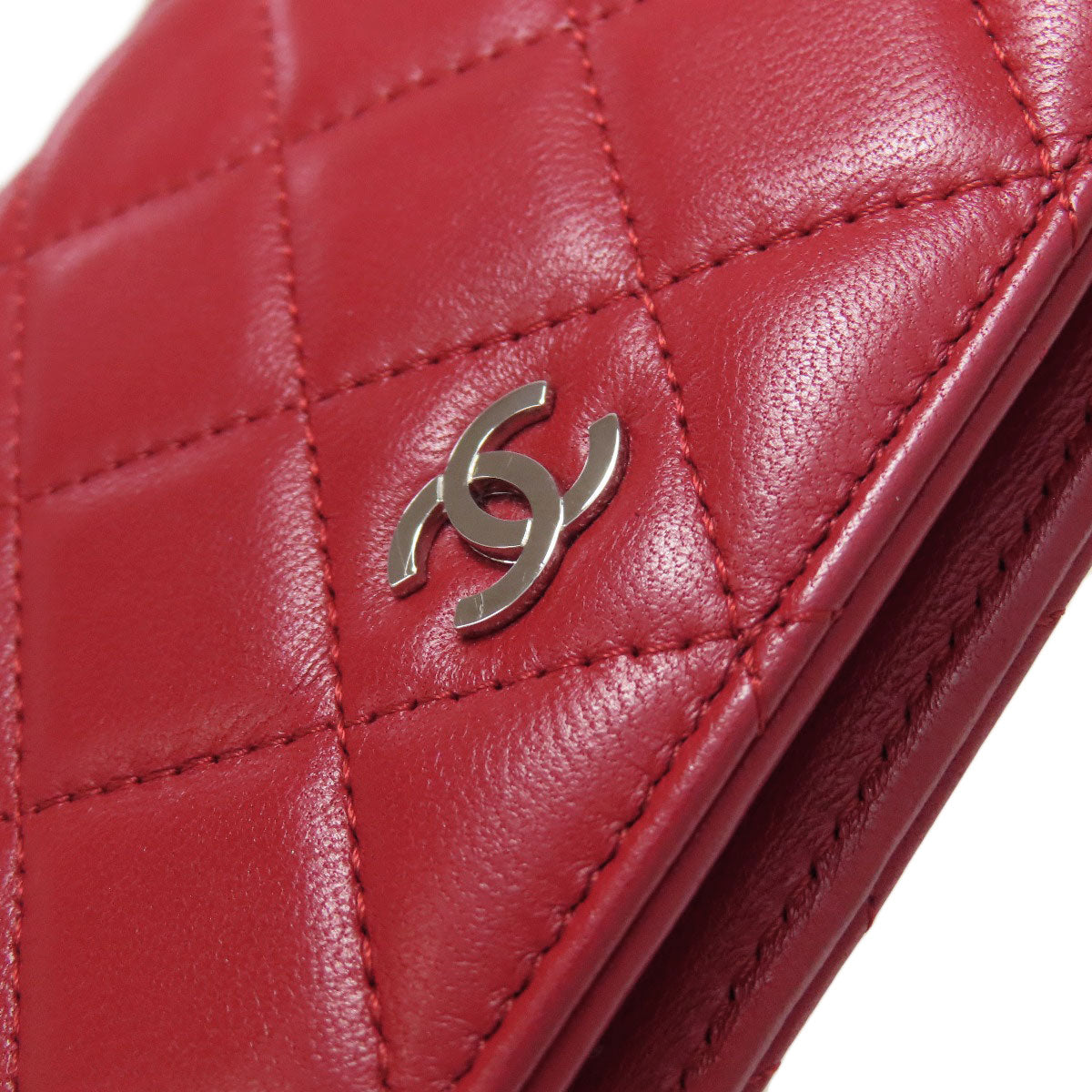 CHANEL Long Wallet Purse lambskin Red Matelasse COCO Mark SilverMetal
