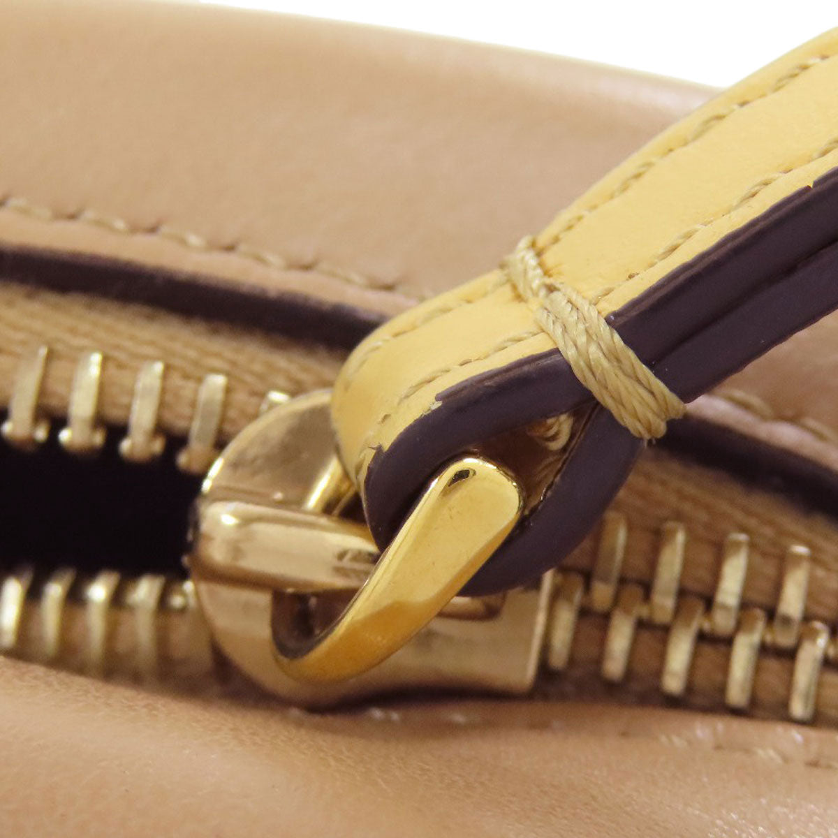 FENDI Shoulder Bag Calfskin beige Pochette Cam