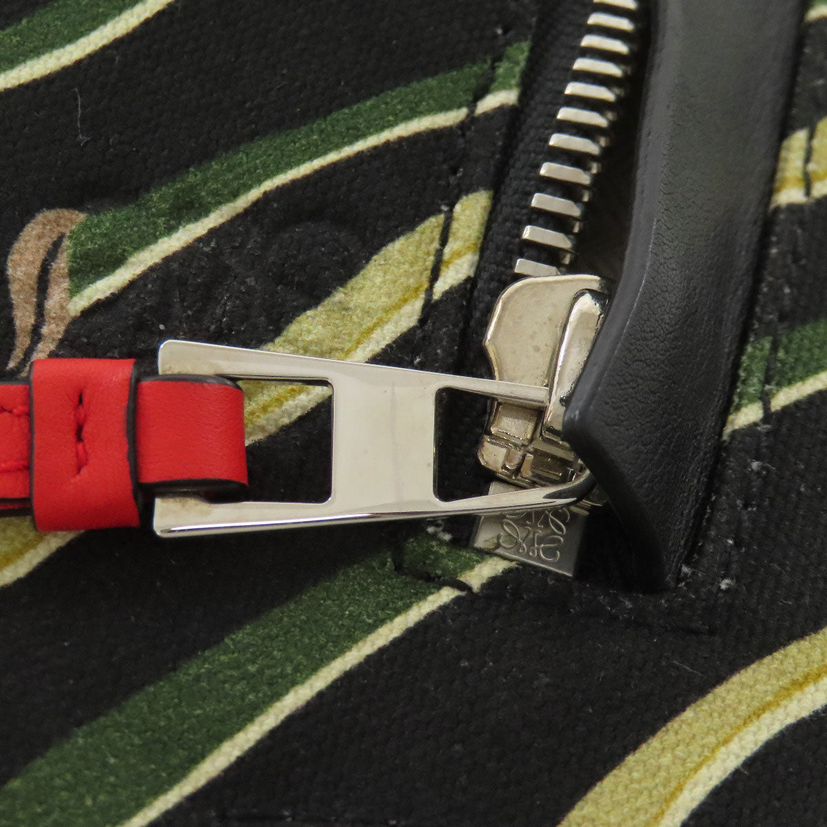 LOEWE Shoulder Bag canvas black Paula's Ibiza Flag Bag T-Messenger