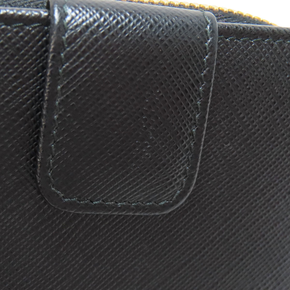 PRADA Bifold Wallet Safiano black Zip wallet
